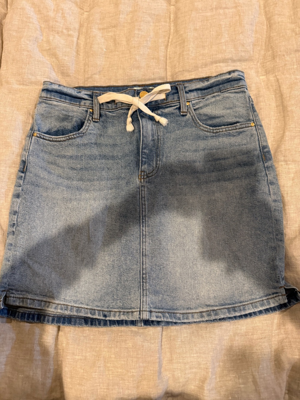 Kut from the Kloth Light Blue Denim Skirt